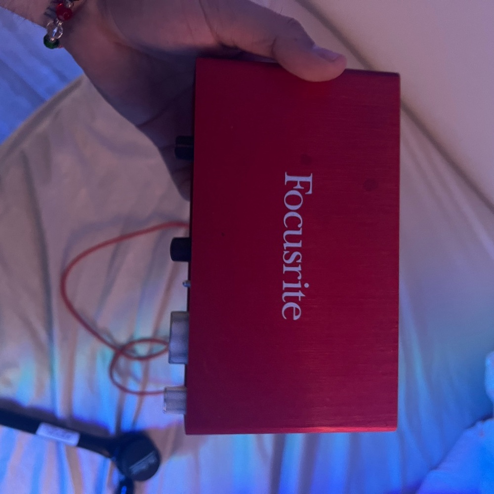 focusrite scarlett 2i2 2nd generation